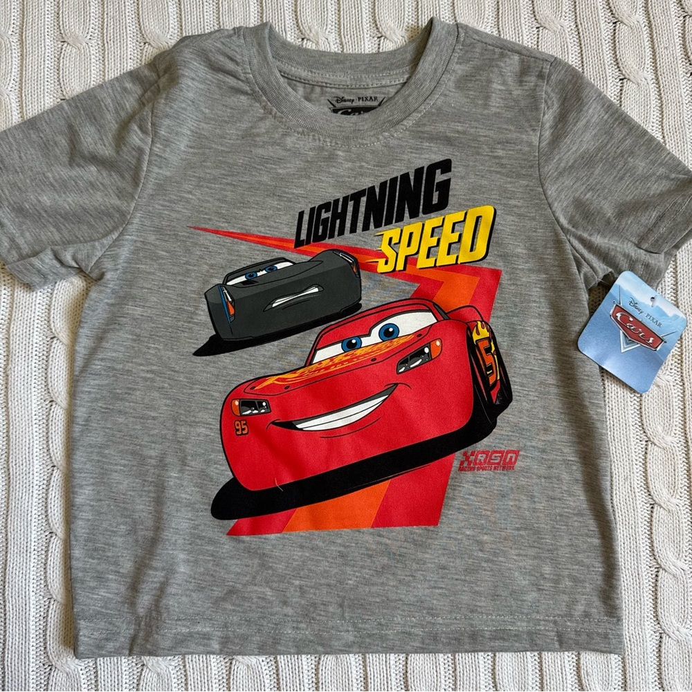 Disney Pixar Cars T Tshirt Toddler Boys 4T Tee NEW Lightning McQueen Shirt - Picture 2 of 7